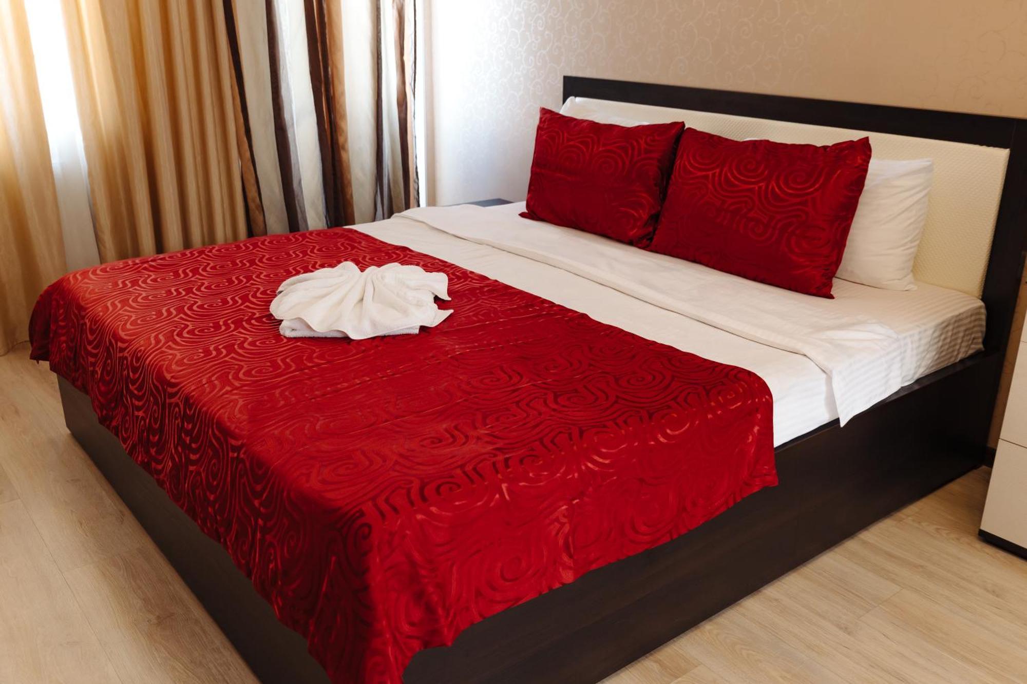Lolo'S Bliss Hotel Chişinǎu Buitenkant foto