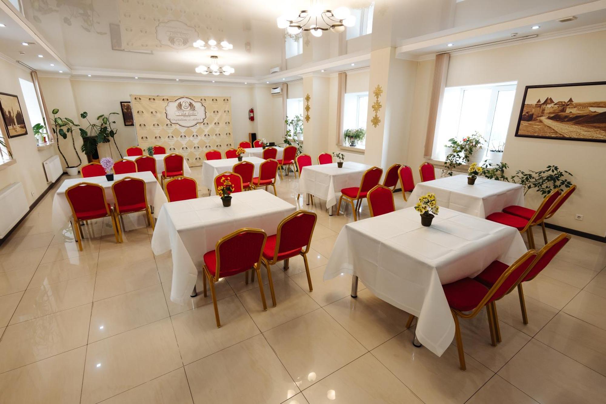 Lolo'S Bliss Hotel Chişinǎu Buitenkant foto