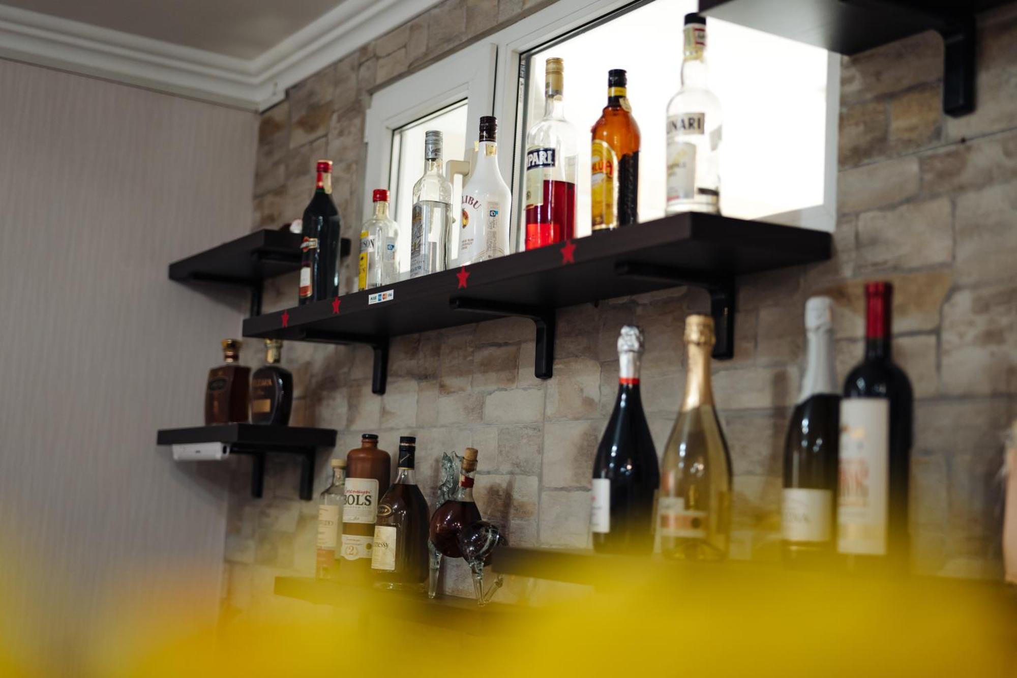Lolo'S Bliss Hotel Chişinǎu Buitenkant foto