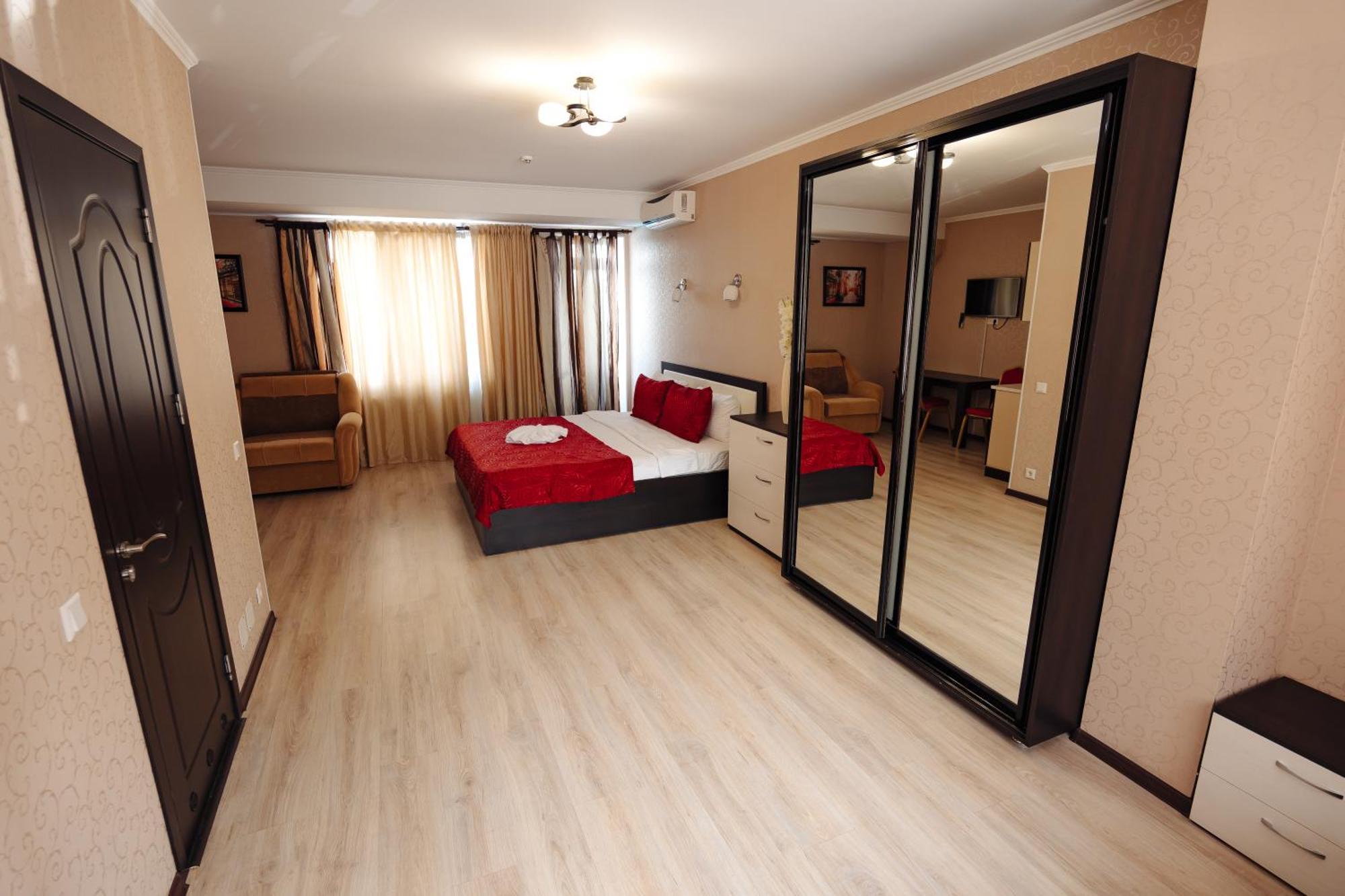 Lolo'S Bliss Hotel Chişinǎu Buitenkant foto