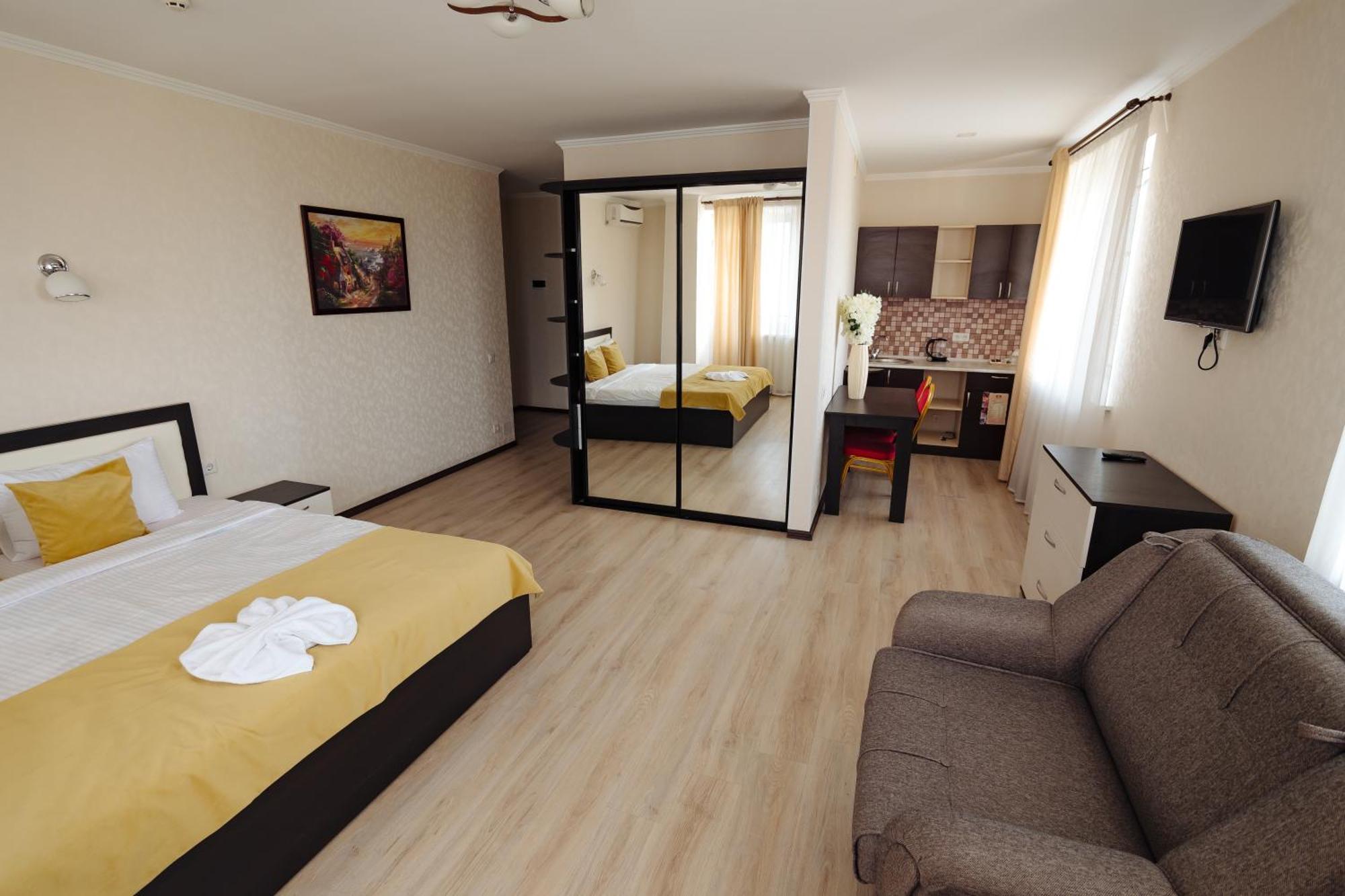 Lolo'S Bliss Hotel Chişinǎu Buitenkant foto
