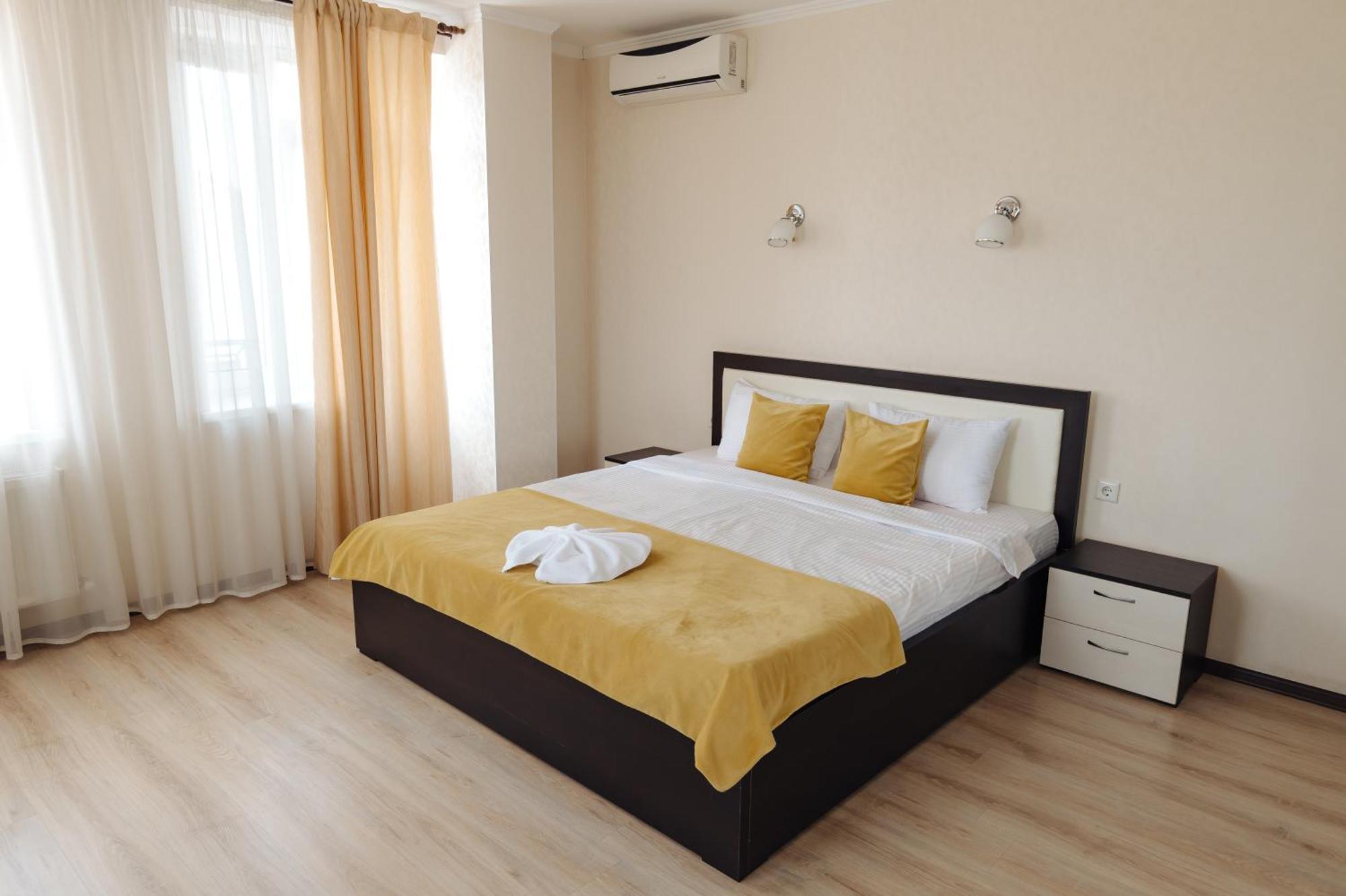 Lolo'S Bliss Hotel Chişinǎu Buitenkant foto